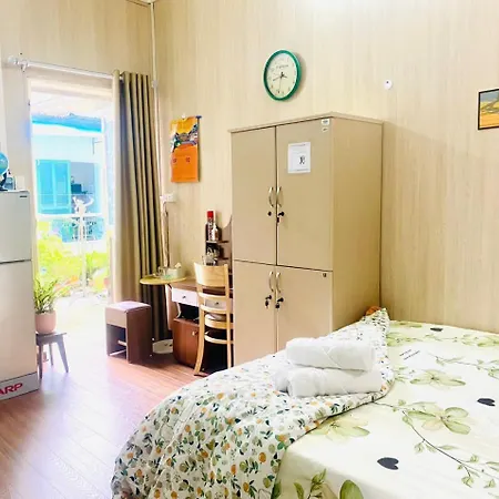 Cozy Homestay With Large Bed, Private Bathroom, Large Balcony